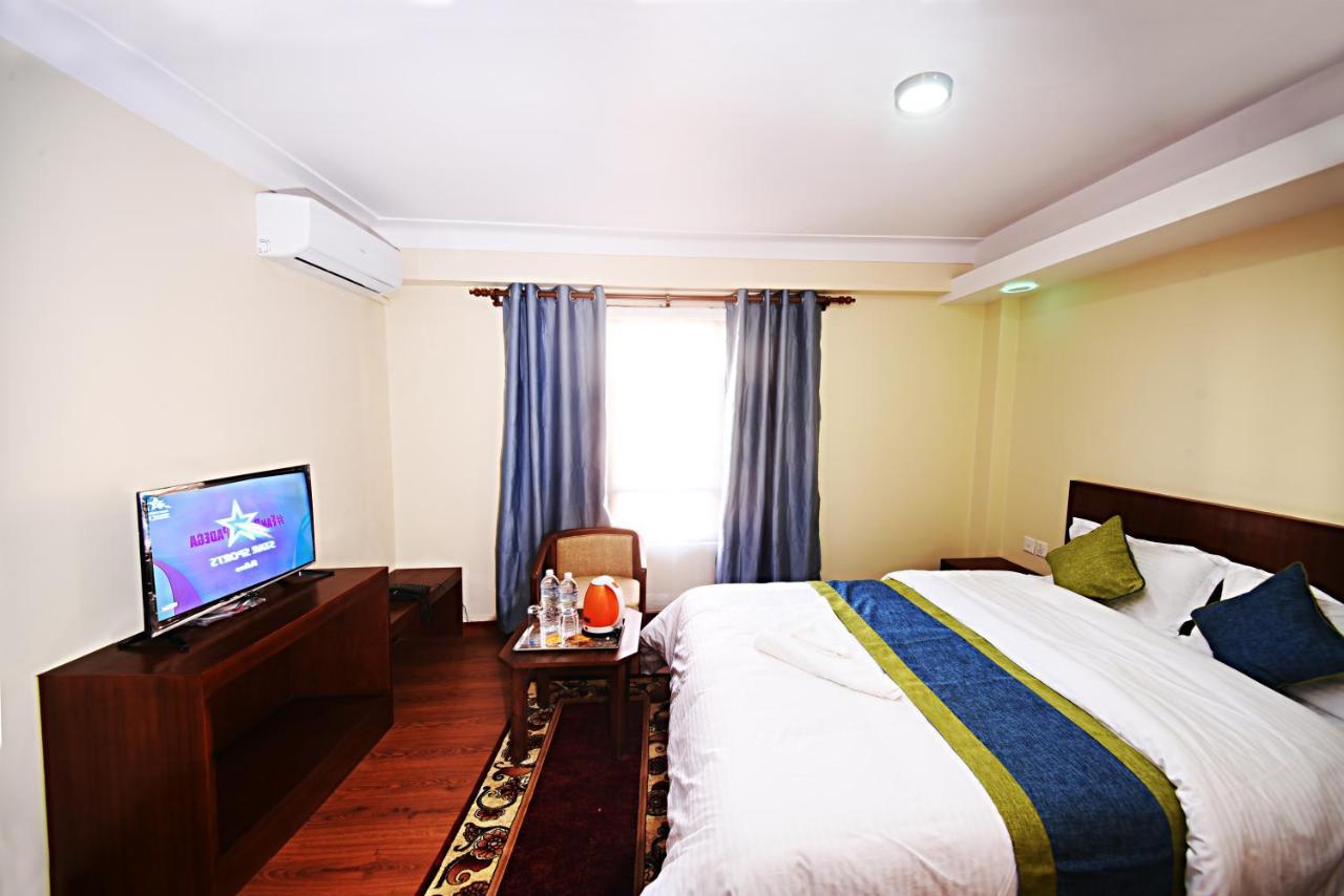 Karma Hotel Nepal Катманду Экстерьер фото