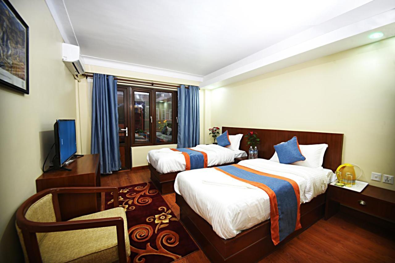 Karma Hotel Nepal Катманду Экстерьер фото